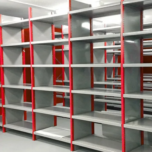 Bolt-free boltless racking shelves